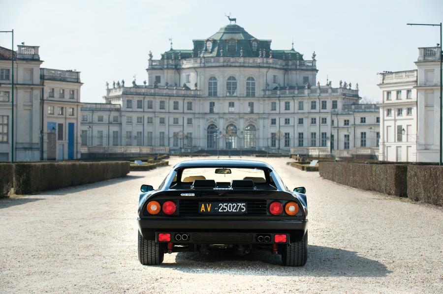  Ferrari 512 BBi 1981 года  (фото 15 из 31)